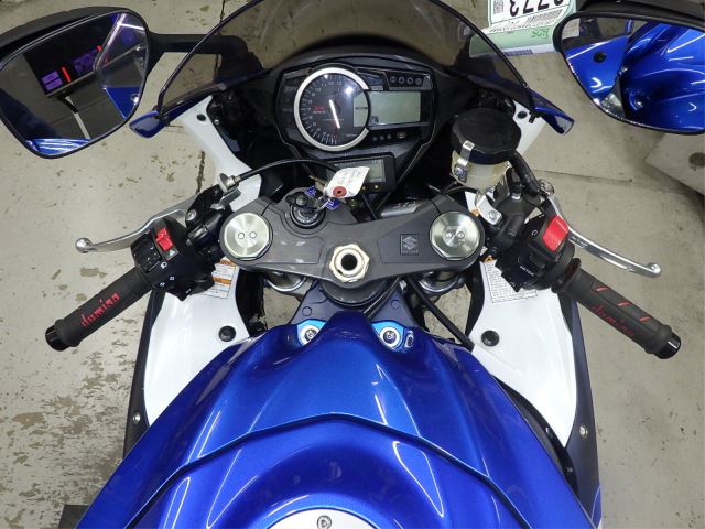 Передняя часть