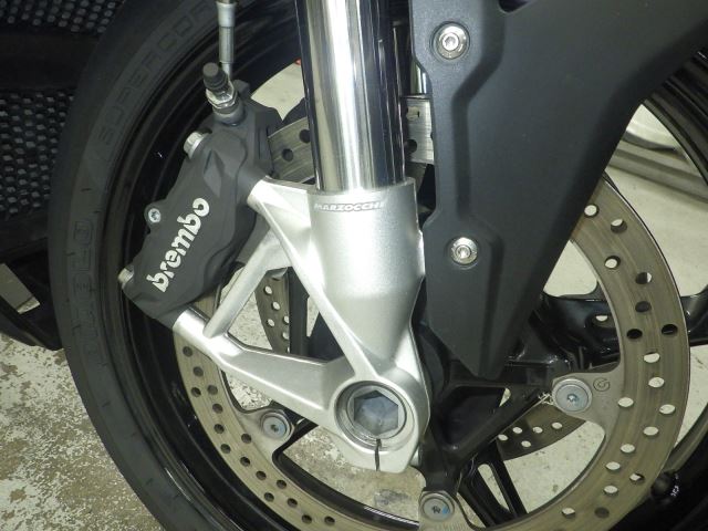 Передняя часть