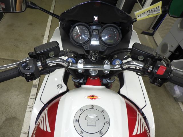 Передняя часть